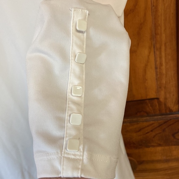 Susan Graver Liquid Knit Ivory White Tunic WristLength Sleeve Top Bateau Neck MP - Picture 6 of 9